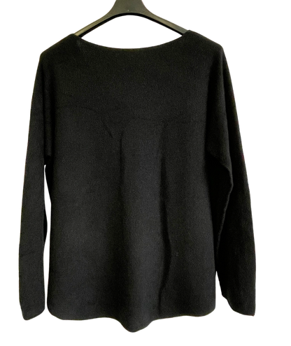 Soft Knit V-Neck Curved Hem Jumper in Black