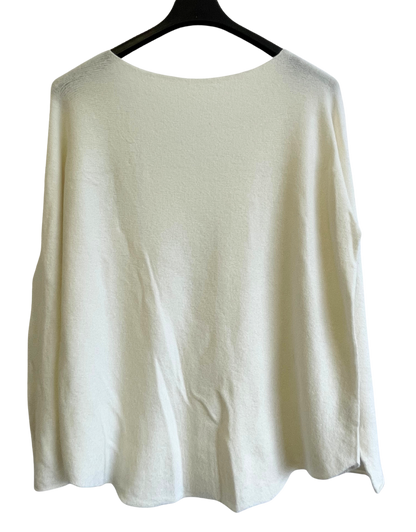 Soft Knit V-Neck Curved Hem Jumper in Off-White Cream