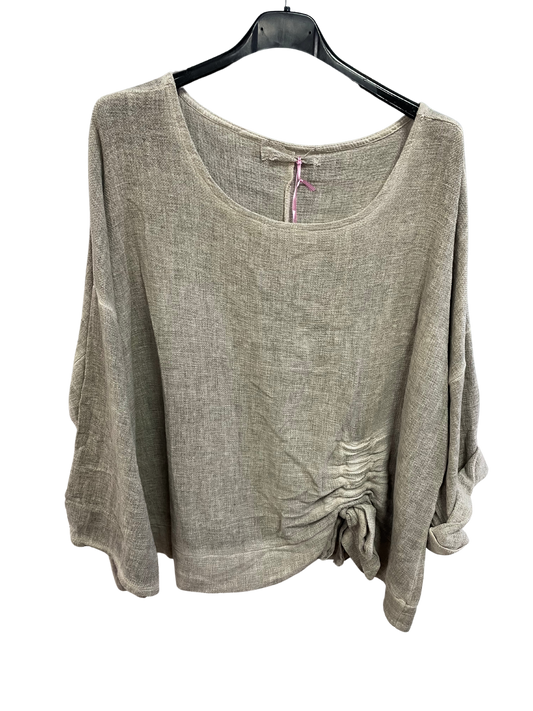 Summer Lagenlook Italian Scoop Neck Ruched Linen Top in Mocha