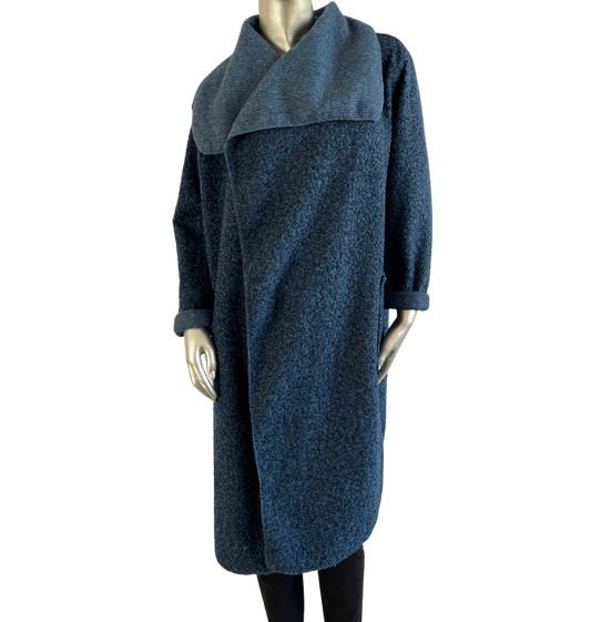 Boucle Coat Lightweight In Blue