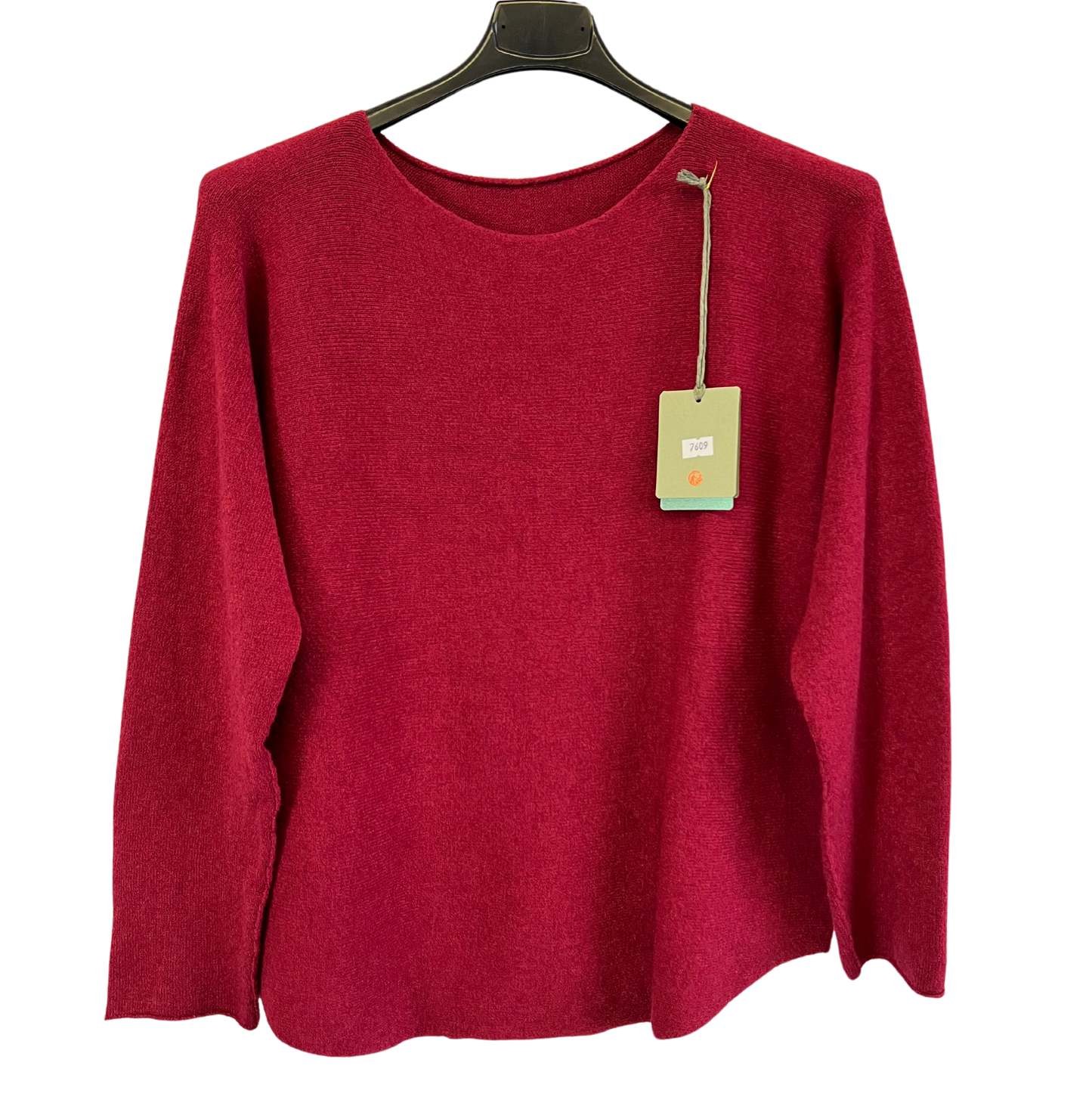 Soft Round Neck Jumper with Curved Hem In Wine