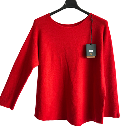 Soft Round Neck Jumper with Curved Hem In Red