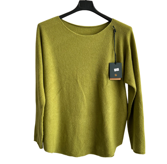 Soft Round Neck Jumper with Curved Hem In Lime Green