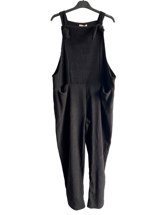 2 Pocket Front Tie Jumbo Cord Stretchy Dungarees in Black