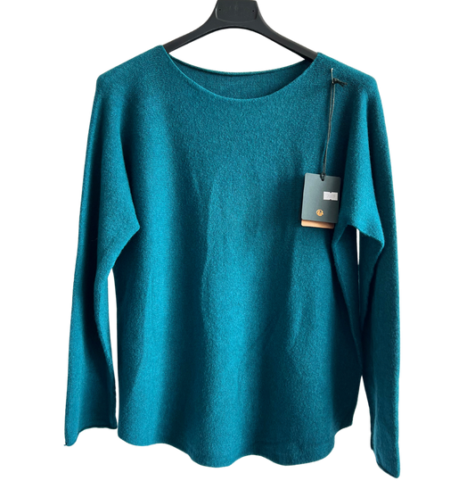 Soft Round Neck Jumper with Curved Hem In Teal