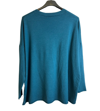 Soft Knit Embossed Heart Design V-Neck Jumper in Teal