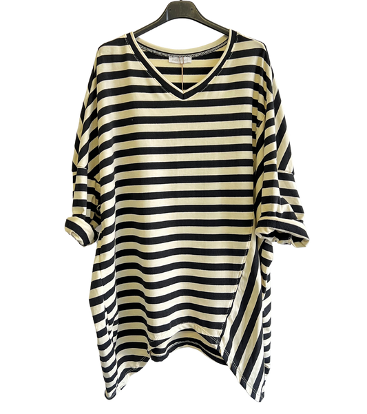 Oversize Quirky Boxy Stripe Top In Black